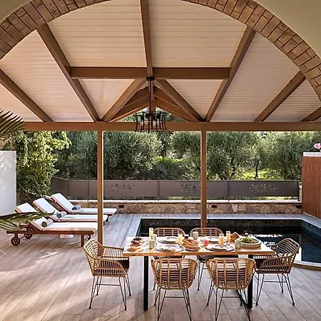 Ilision - Contemporary Living Residences Hotel 4*