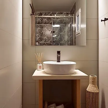 Ilision - Contemporary Living Residences 호텔