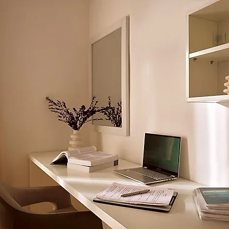Ilision - Contemporary Living Residences Hotel 4*